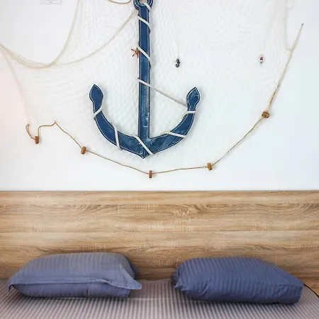 206 Aura Marine Bay View * ドゥラス