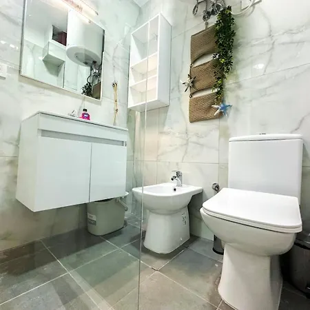 206 Aura Marine Bay View * ドゥラス